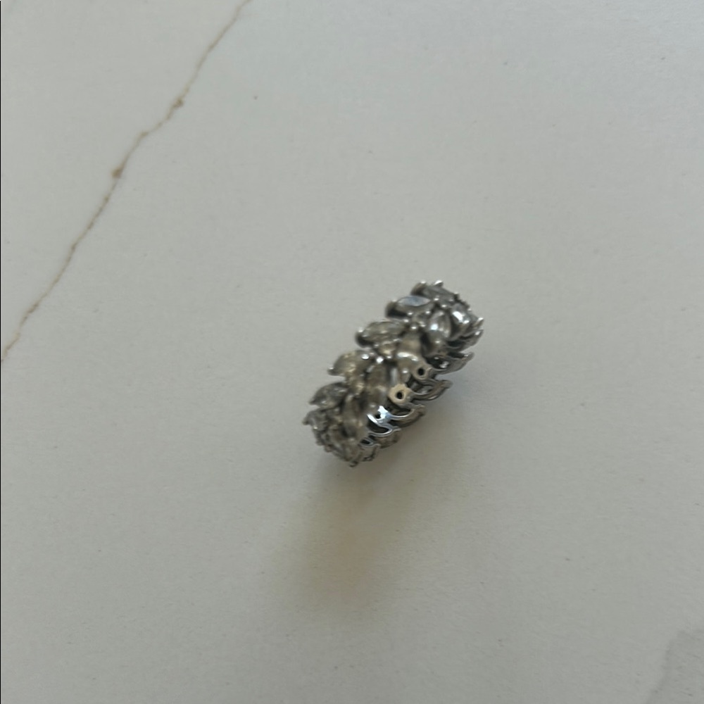 Silver Vintage-Inspired eternity ring